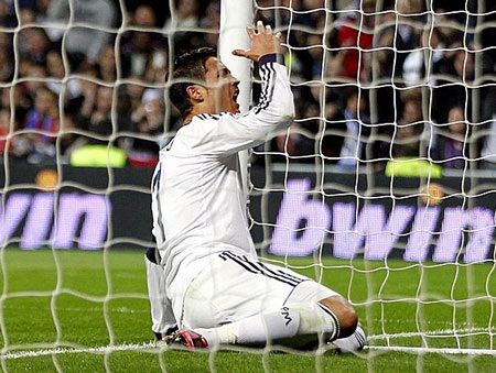 Nhìn lại 90 phút hấp dẫn ở đại chiến Real Madrid-Barcelona - 9 C. Ronaldo đã có một trận đấu khá thất vọng