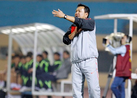 “Đội tuyển Việt Nam đã sẵn sàng cho vòng loại Asian Cup 2015” - 1 HLV Hoàng Văn Phúc đánh giá cao nỗ lực của các học trò - Ảnh: Gia Hưng