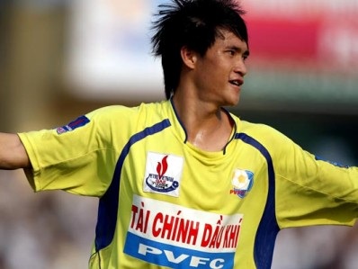 Hé lộ bí mật thương vụ Công Vinh “hồi hương”