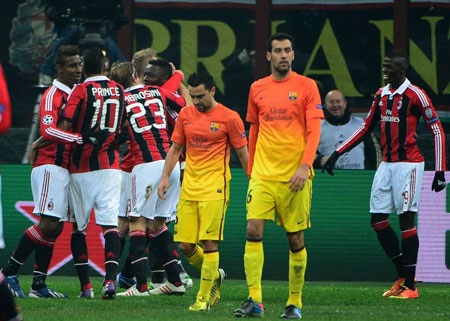 Milan đánh bại Barcelona đầy thuyết phục tại San Siro - 1 AC Milan đã chơi một trận đấy đầy quả cảm ở San Siro