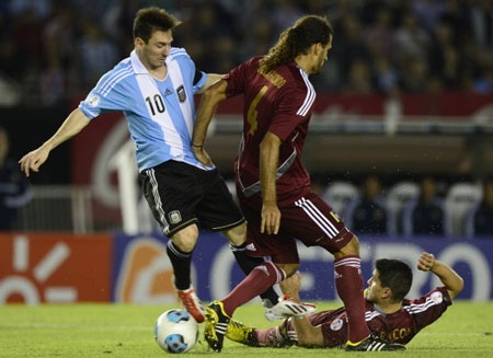 Argentina và nỗi khiếp sợ độ cao tại La Paz - 3 Lionel Messi vẫn là ngôi sao được chú ý nhiều nhất
