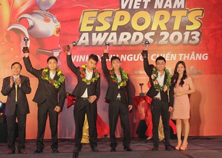 Vinh danh những gương mặt “vàng” của thể thao điện tử Việt Nam - 3 Vinh danh những gương mặt “vàng” của thể thao điện tử Việt Nam