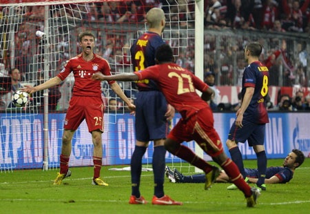 Bayern Munich gây sốc khi thắng đậm Barcelona tại Allianz Arena - 1 Mueller rực sáng với cú đúp vào lưới Barcelona