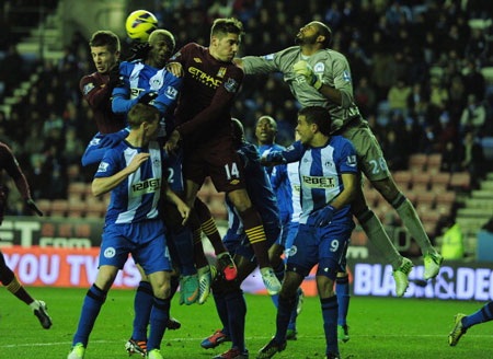 Man City tiếp tục nuôi giấc mộng bám đuổi MU - 3 Wigan cũng đang rất cần điểm để trụ hạng