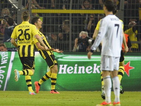 Real Madrid - Dortmund: Ván bài lật ngửa - 1 Real thua tan tác Dortmund ở bán kết lượt đi tại Signal Iduna Park