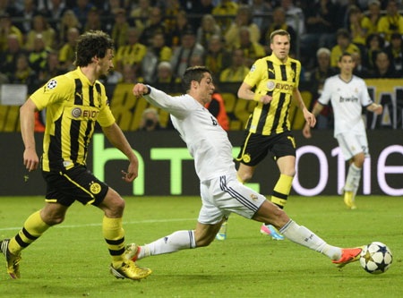 Real Madrid - Dortmund: Ván bài lật ngửa - 3 Ronaldo và đồng đội vẫn mơ về cuộc lội ngược dòng kỳ vĩ