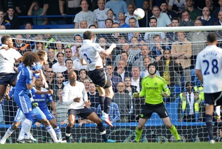 Chelsea - Tottenham: Derby vì giấc mơ Champions League - 2 Hàng thủ Chelsea sẽ phải hết sức dè chừng Gareth Bale