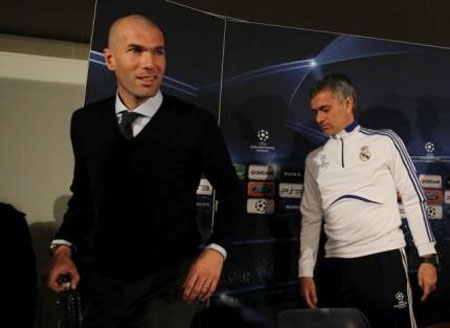 Real Madrid và hàng công “siêu khủng” Ronaldo-Suarez-Bale? - 3 Zidane đang thực sự nắm quyền ở Real Madrid sau khi Mourinho ra đi