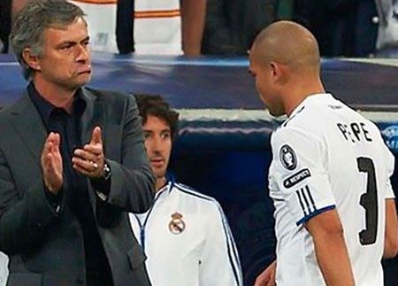 Pepe bị tống lên ghế dự bị vì có phát biểu chống lại Mourinho
