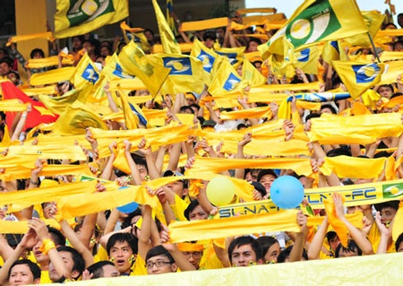 Nỗi lo “vỡ sân” trước trận Thanh Hóa - SL Nghệ An - 1 Một lượng lớn CĐV Nghệ An sẽ có mặt ở sân Thanh Hóa chiều nay