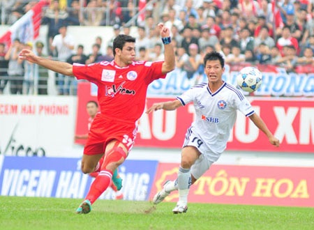 Các đội bóng ở V-League đang khá dè dặt khi chi tiền để tăng cường lực lượng