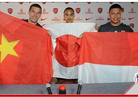 Các ngôi sao Arsenal háo hức trước ngày sang Việt Nam - 1 Podokski, Chamberlain, Walcott háo hức trước khi sang Việt Nam