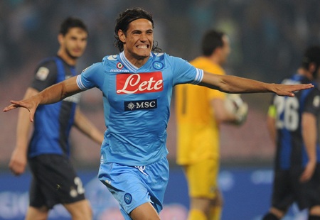 Cavani đang chờ ngày gia nhập Chelsea