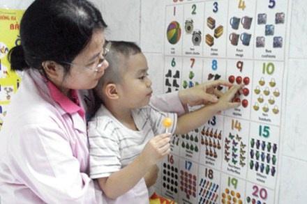 Khi con trai ẻo lả, con gái “chuẩn men” - 1 Khi con trai ẻo lả, con gái “chuẩn men”