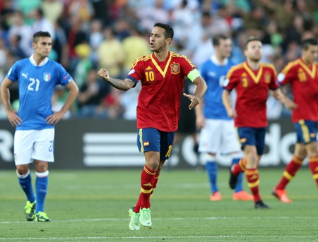 MU vẫn đang gặp khó khăn trong việc chiêu mộ Thiago