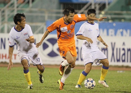 V-League bước vào giai đoạn phân tốp - 1 XMXT Sài Gòn chưa thể hiện được mình ở V-League - Ảnh: Sơn Dũng