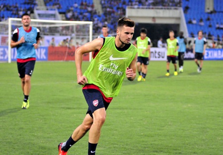 Fan Việt Nam “ngất ngây” với trình độ siêu hạng của Arsenal - 9 Tiền đạo Giroud - Ảnh: An An