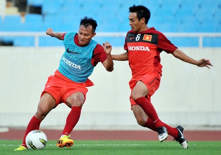Tuyển Việt Nam và ước mơ đánh bại Arsenal - 1 Tuyển Việt Nam háo hức trước cuộc so tài cùng Arsenal - Ảnh: Gia Hưng