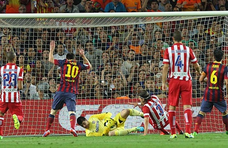 Messi đá hỏng penalty, Barcelona vẫn giành Siêu Cup Tây Ban Nha - 2 Messi bỏ lỡ một quả penalty đầy đáng tiếc