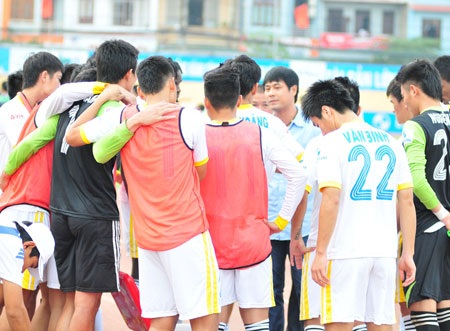 SL Nghệ An thiệt hại nặng khi XMXT Sài Gòn bỏ giải - 1 SL Nghệ An sẽ tụt xuống thứ 4 nếu XMXT Sài Gòn bỏ giải