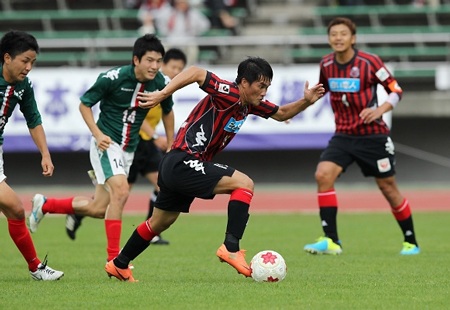 Báo chí Nhật Bản hết mực khen ngợi Công Vinh - 1 Lê Công Vinh vừa có một trận đấu xuất sắc trong màu áo Sapporo