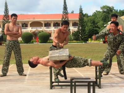 Công phu đặc công - 1 Công phu đặc công
