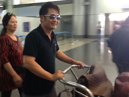 Bằng Kiều về nước xả stress sau ly hôn - 2 Theo