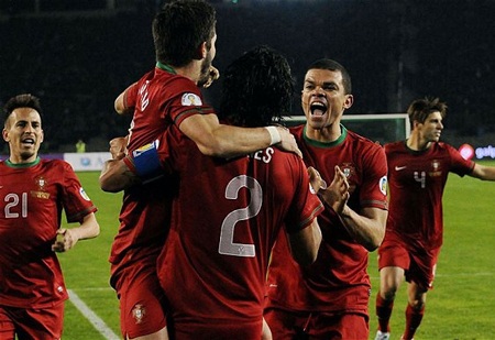 Bồ Đào Nha và Pháp có nguy cơ đụng độ ở lượt trận play-off - 1 Bồ Đào Nha có nguy cơ đối diện Pháp ở loạt trận play-off