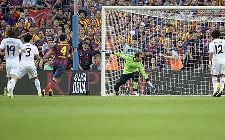 Neymar lập công, Barcelona hạ gục Real Madrid - 2 ...sau một pha dứt điểm có phần may mắn