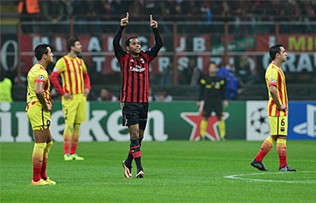 Barcelona và AC Milan bất phân thắng bại tại San Siro - 1 Robinho đưa AC Milan vượt lên dẫn trước từ khá sớm