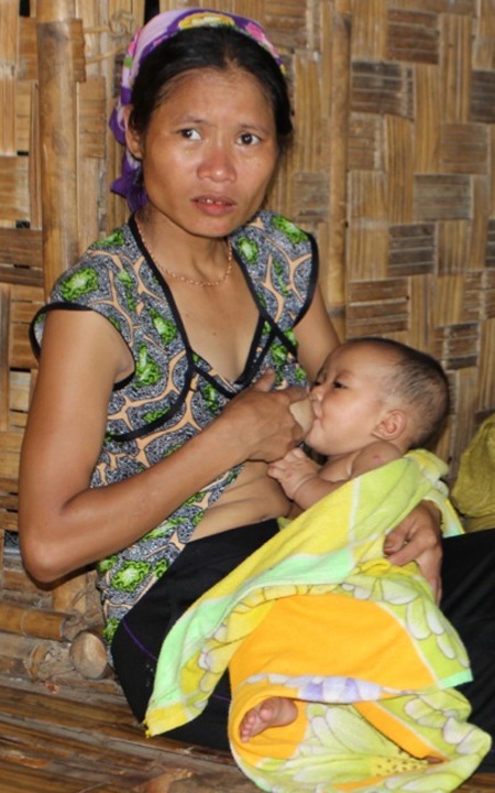 Ơ Đu, Đan Lai - nỗi đau sau 10 năm hạnh ngộ - 3 Một cảnh nghèo dễ gặp ở bản Đan Lai giữa đại ngàn Pù Mát