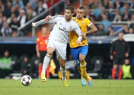 Juventus - Real Madrid: “Bà đầm già” phục hận? - 1 Hàng thủ Juventus sẽ phải hết sức dè chừng với C. Ronaldo