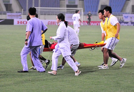 Va chạm kinh hoàng, Văn Nhiên nhập viện cấp cứu - 6 An An