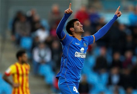 Getafe bất ngờ dẫn trước đến hai bàn