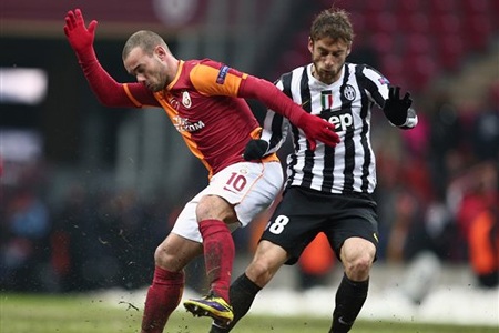Sneijder ghi bàn duy nhất giúp Galatasaray loại Juventus