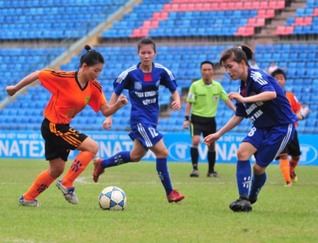 Giải bóng đá nữ quốc gia có được quan tâm đúng mức? - 1 Giải bóng đá nữ năm nay liệu có hấp dẫn?