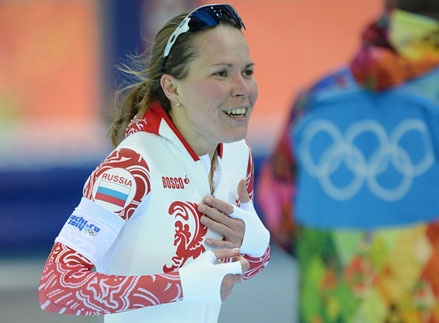 Rất may là Graf đã kịp nhận ra sự hớ hênh của mình và kéo khóa lên