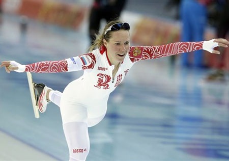 Thành tích của Graf là 4 phút 3,47 giây, nhưng cô chỉ giành được tấm HCĐ