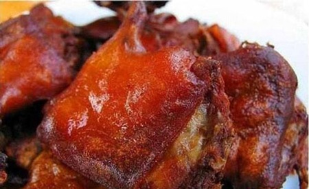 Biến vịt thải thành chim sẻ, cút thối thành bồ câu - 4 Hình dáng và hương vị thịt chuột sau khi được chế biến kĩ càng y chang chim bồ câu non quay vàng