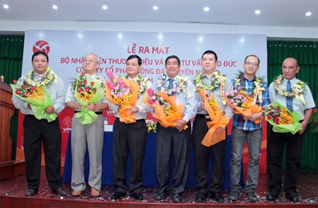 Ban Tư vấn đạo đức VPF xin tạm dừng hoạt động - 1 Ban Tư vấn đạo đức VPF xin tạm dừng hoạt động