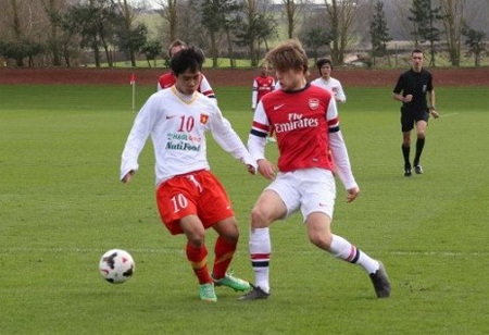 U19 Việt Nam gây “sốc” khi thắng đậm U19 Arsenal - 1 U19 Việt Nam đã chơi đầy ấn tượng