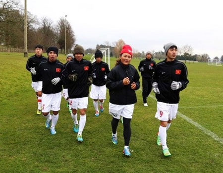 Toàn đội không hề mệt mỏi sau trận thắng U19 Arsenal