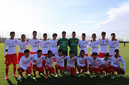 U19 Việt Nam gây “sốc” khi thắng đậm U19 Arsenal - 2 Toàn đội chụp ảnh lưu niệm sau trận đấu