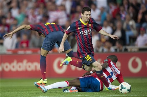 Barcelona gục ngã đau đớn trên sân của Granada - 2 Messi và đồng đội đã phải nhận thất bại cay đắng ở Carmenes