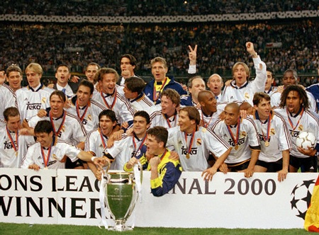 Bayern Munich - Real Madrid: Kinh điển của kinh điển - 1 Real Madrid lên ngôi vô địch năm 2000 sau khi vượt qua Bayern ở bán kết