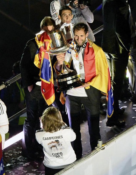 Đêm không ngủ của người Madrid tại Cibeles - 7 Real Madrid và thành quả đầu tiên trong năm 2014