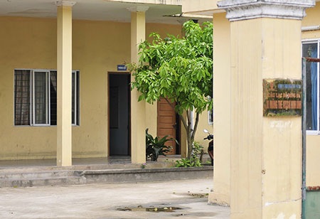 Bầu không khí ở trung tâm đào tạo trẻ khá căng thẳng