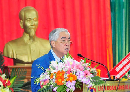 Quyền Chủ tịch VFF Lê Hùng Dũng cho biết sẽ thuê HLV ngoại cho tuyển Việt Nam