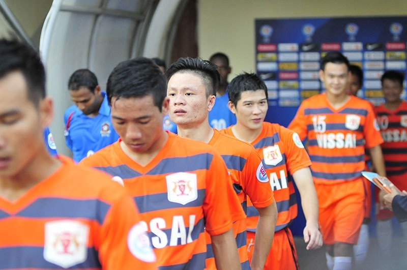 Cầu thủ Ninh Bình về quê với hai bàn tay trắng