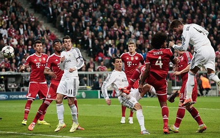 Nhìn lại 90 phút Real Madrid “hạ sát” Bayern ở Allianz Arena - 13 Chính Ramos nhân đôi tỷ số lên 2-0 sau cú đánh đầu tương tự